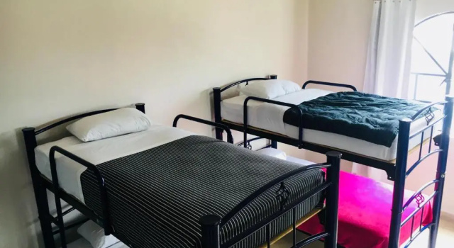 Трёхместный номер Standard Hostal Andaina