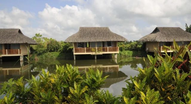 Двухместное бунгало с видом на озеро Mekong Riverside Boutique Resort & Spa