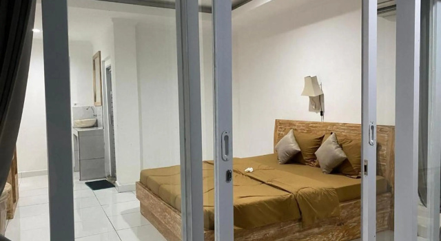 Двухместный номер Deluxe с видом на бассейн Arta Garden Guest House & Hostel
