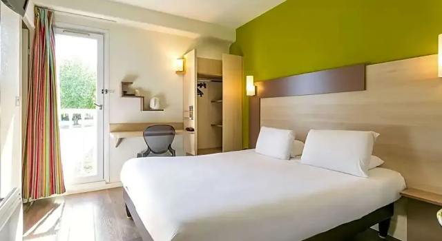 Номер Standard Greet Hôtel Dijon Sud Longvic