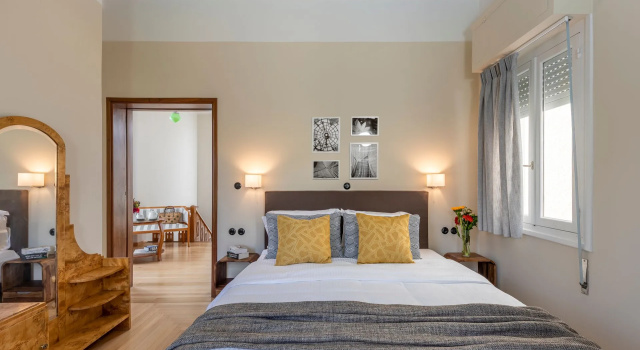 Villa Razi 1935, Réserver Villa Loutráki 