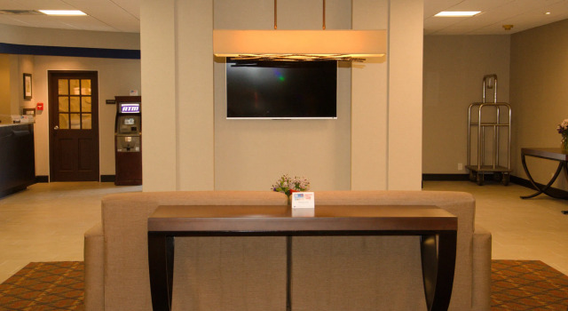 Albany Airport Inn, Забронировать Отель Отели Олбани с бассейном, Бассейн