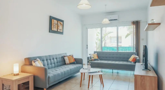 Beautiful 1 Bedroom Apartment - Great Kings Resort Protaras/Paralimni, Boek Resort Famagusta Hotels met een Zwembad, Zwembad
