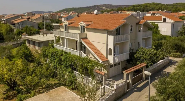 Royal Platinum Studio Apartment