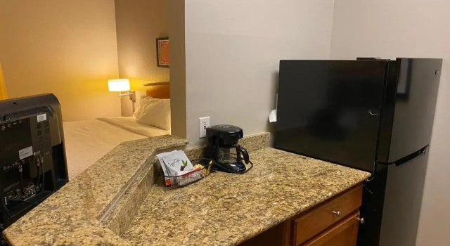 MainStay Suites Middleburg Heights Cleveland Airport