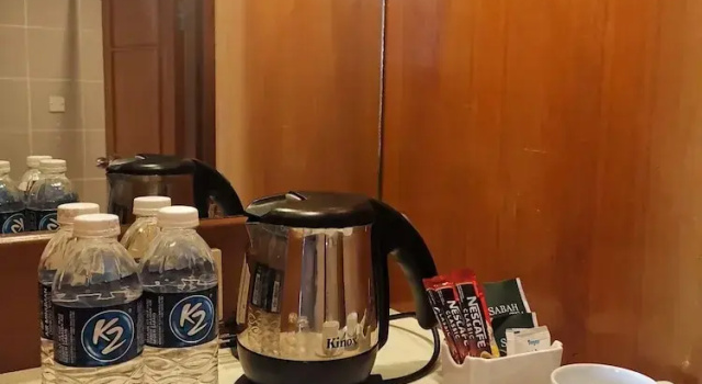 Полулюкс Sabah Oriental Hotel