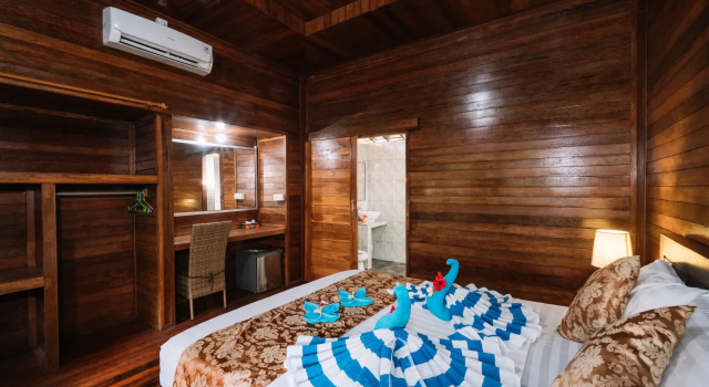 D and B Bungalow's by DeWizZ Management