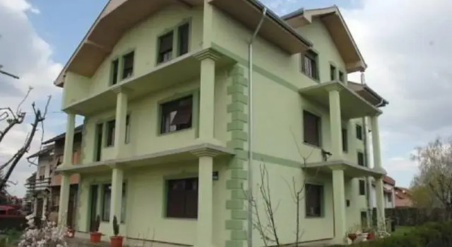 Apartment Kolonija, Rezerwuj Apartament Slavonski Brod 