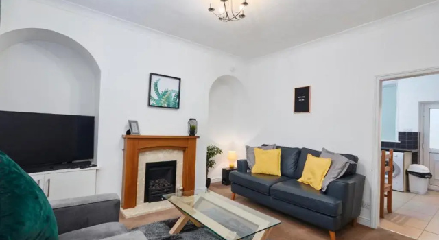 Comfortable 3 Bed Cottage in The Heart of Skipton, Забронировать Дом для отпуска Отели Yorkshire Dales с парковкой, Парковка