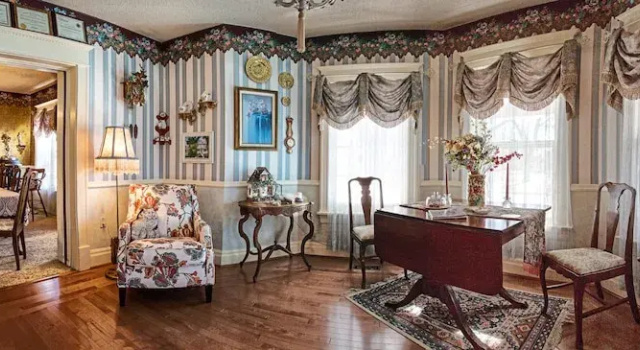 Holden House 1902 Bed & Breakfast Inn, Book Bed and Breakfast Columbia SPA hoteller, SPA