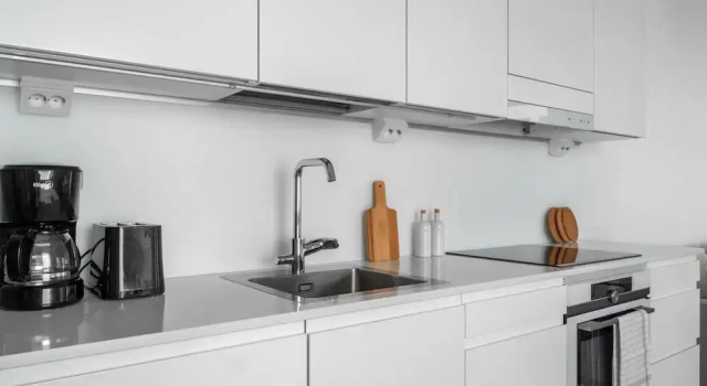 Апартаменты Superior с балконом New 1BR Home with Balcony next to Railway Station