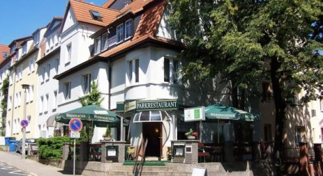 Pension am Park - Merseburg, Забронировать Отель Отели Мерзебург с парковкой, Парковка