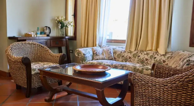 Люкс La Casa De La Bodega - Wine Boutique Hotel