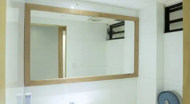 Кровать в общем номере RedDoorz Hostel @ Signature Inn
