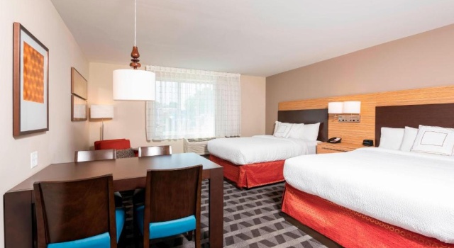 Двухместная студия TownePlace Suites by Marriott Louisville North