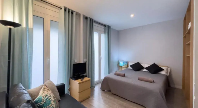 Апартаменты с балконом ApartEasy - Gracia Apartments
