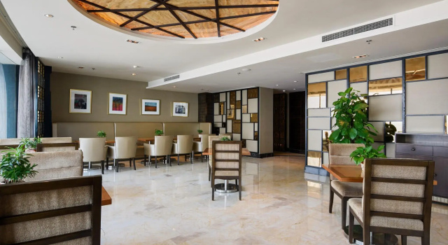 Lake View Hotel