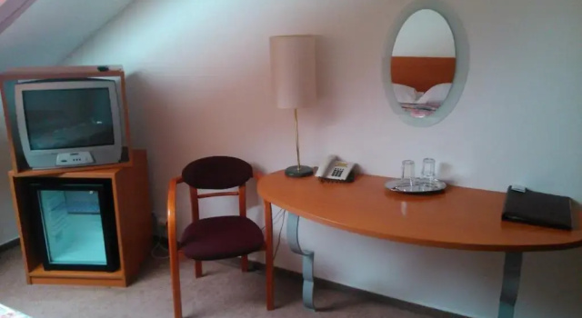 Четырёхместный номер Standard Gallery Hotel SIS