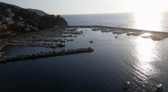 Appartamento verso il Castello, Забронировать Апартаменты/квартира Агрополи Cilento Coast