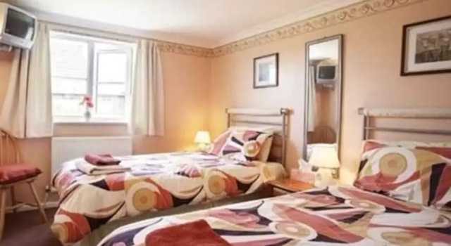 St Edmundsbury B&B, Забронировать Отель Отели Норфолка с парковкой, Парковка