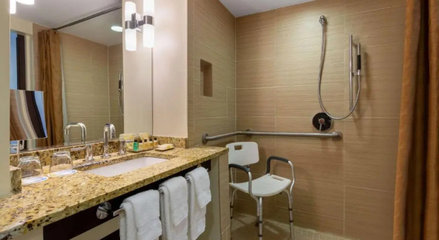 Номер Standard с видом на город Wyndham Deerfield Beach Resort