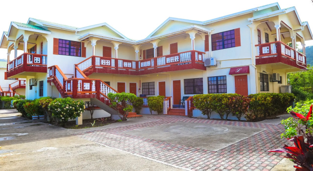 Hotel Laurena