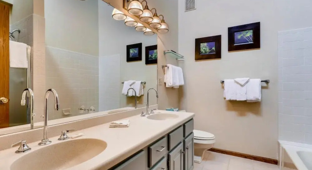 Вилла с 3 комнатами с балконом 79 Hawn Drive