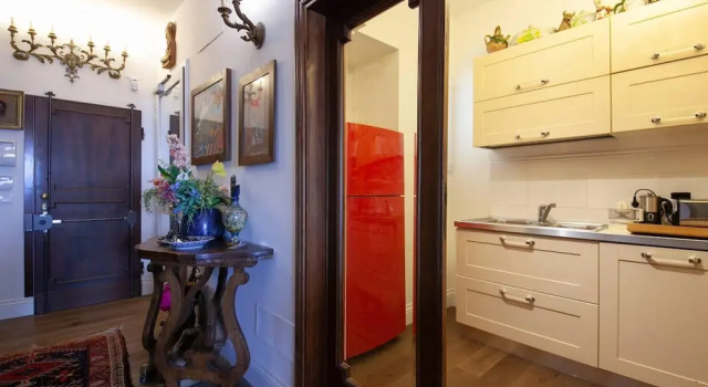Apartment With one Bedroom in Firenze, With Wonderful City View, Furnished Balcony and Wifi, Забронировать Апартаменты/квартира Отели Флоренции с парковкой, рядом с Дворец Ручеллаи, Парковка