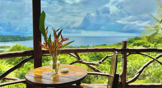 Бунгало Deluxe Palau Carolines Resort