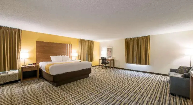 Люкс Quality Inn Michigan City South