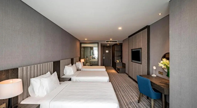 Трёхместный номер Deluxe Muong Thanh Luxury Saigon Hotel