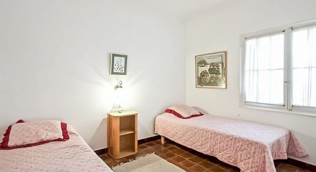 Villa Yannick, Book Villa Mercadal Sommerhuse, Hytte