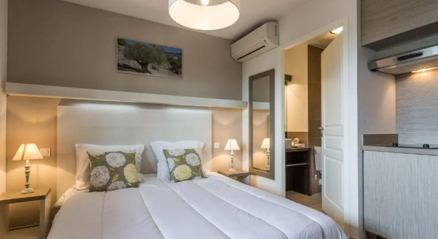 Студия Standard Residhotel Pont du Gard