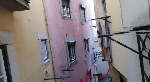 Barracão de Alfama Apartments, Забронировать Апартаменты/квартира Санта-Мария-Майор Лиссабон