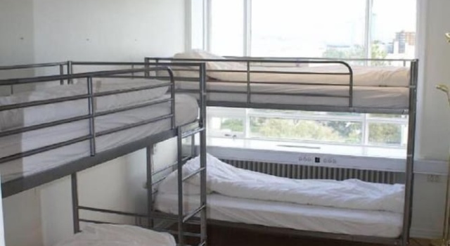 Кровать в общем номере (женский номер) Baron\s Hostel
