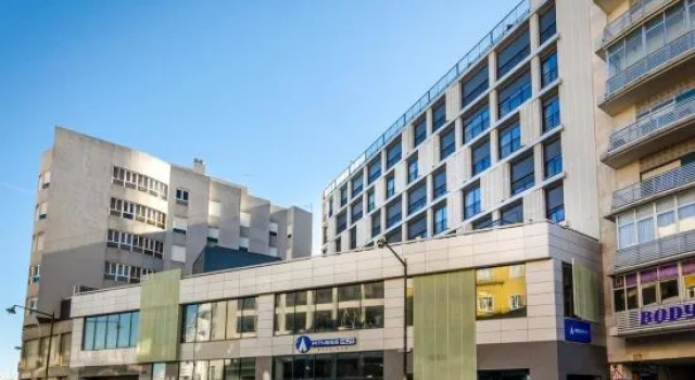 Lisbon Avenue Apart, Забронировать Отель Арроюш Лиссабон, рядом с Fonte Luminosa
