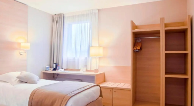 Трёхместный номер Superior Best Western Bourgoin Jallieu