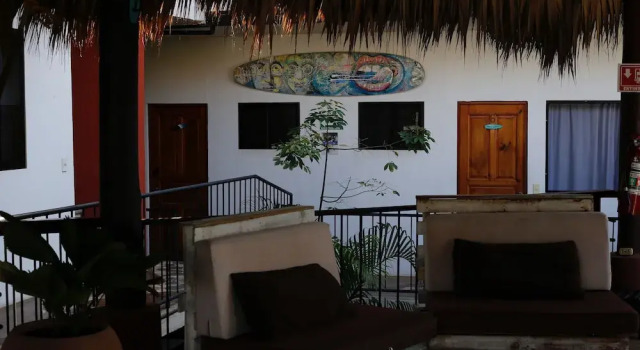 O podwyższonym standardzie pokój Experiencia Surf Camp - Hostel