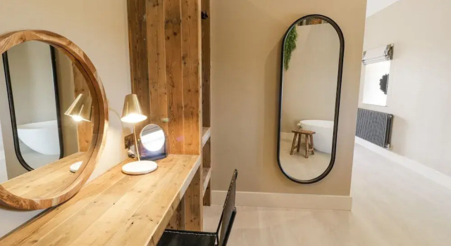 The Barn, Забронировать Дом для отпуска Лланфешелл Anglesey