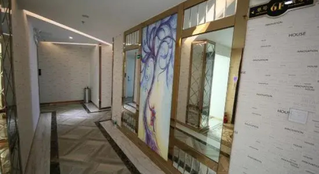 Baojun Hotel, Забронировать Отель Чжуншань Гуандун, рядом с Выставочный центр мирового бренда осветительных приборов Star Alliance