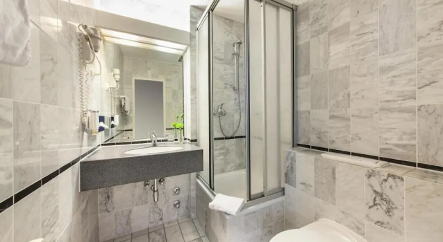 Двухместный номер Standard Hotel MIRAGE Düsseldorf-Neuss