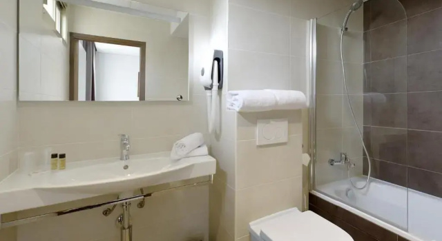 Двухместный номер Standard с балконом Hôtel Esprit dAzur