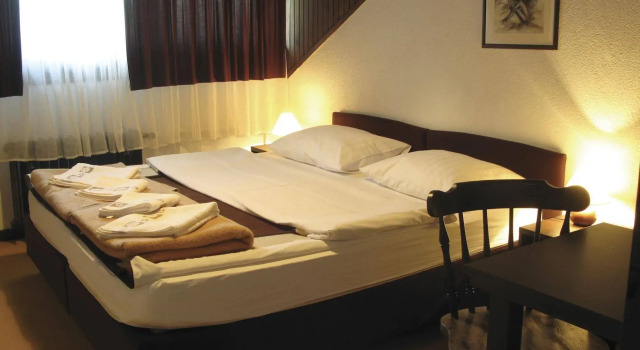 Villa Mukinja, Boek Villa Old Town 