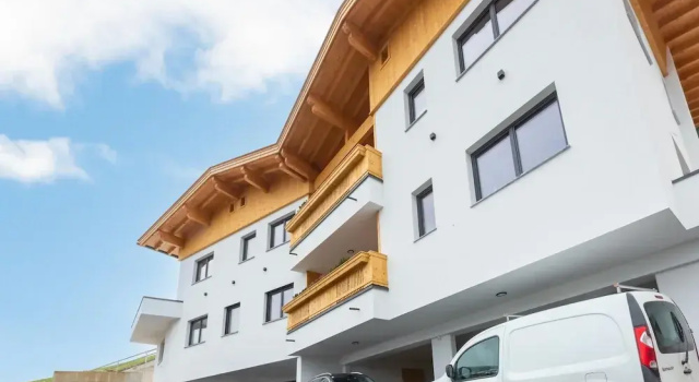 Congenial Apartment in Hainzenberg With Terrace, Забронировать Апартаменты/квартира Апартаменты Тироля, Апартаменты/квартира