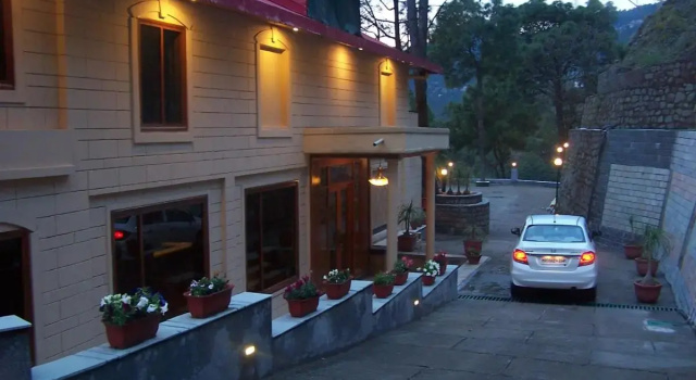 Forest Ville Hotel And Resort
