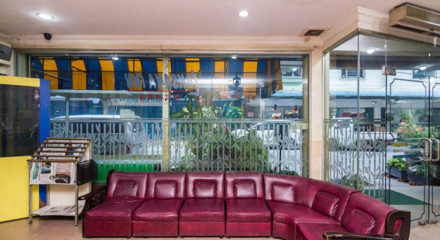 Hotel Laksana Inn by OYO Rooms, Book Hotel Nagoya Batam