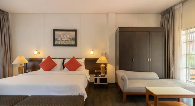 Бунгало Deluxe Bangkok Rama Hotel