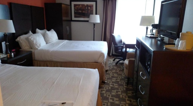 Четырёхместный номер Standard Holiday Inn Express Wilkes Barre East by IHG