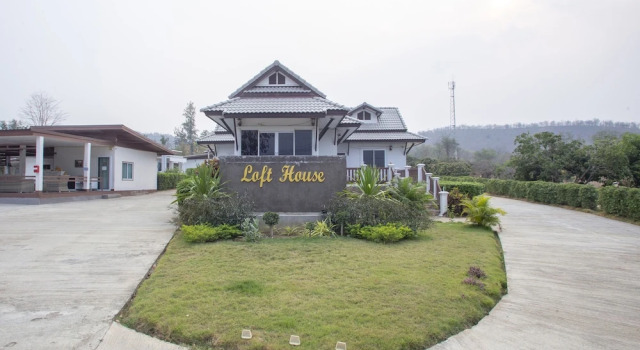 OYO 659 Loft House Homestay, Брондау Қонақ үй Ban Luang Thailand