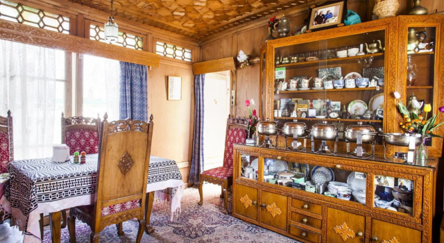 The Shelter Group of Houseboats & Tour organiser, Забронировать Отель Сринагар Jammu & Kashmir Ski